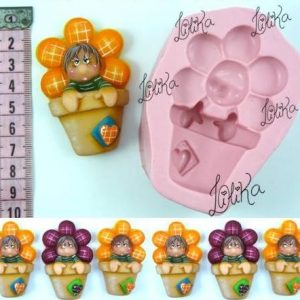 Molde de Menina com Vaso de Flor, em Silicone